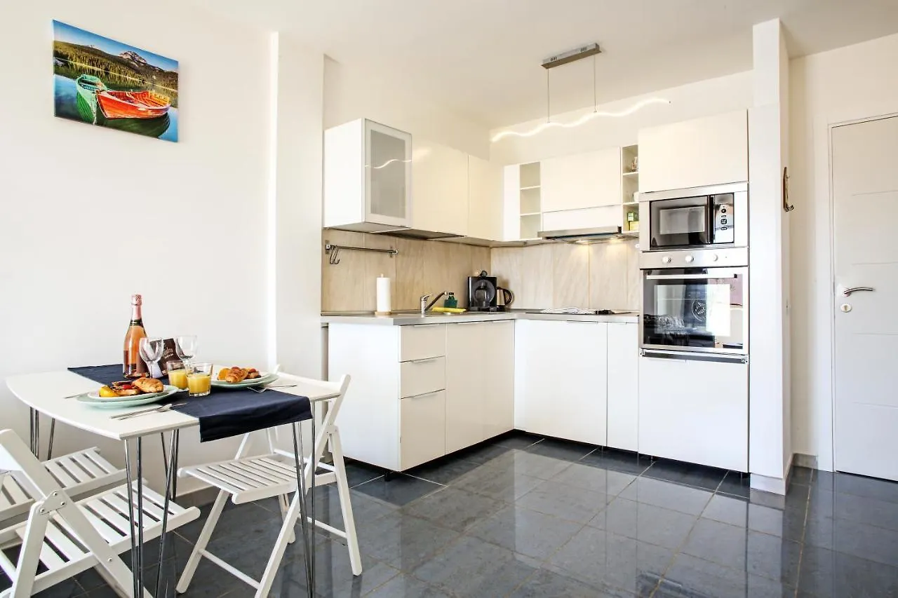 Apartman Cozy 1 Bedroom Flat With Pool In Playa Paraiso, Marina Palace 425 Costa Adeje